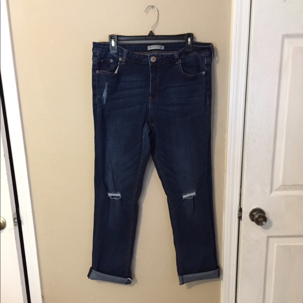 Rue 21 Crop Jeans